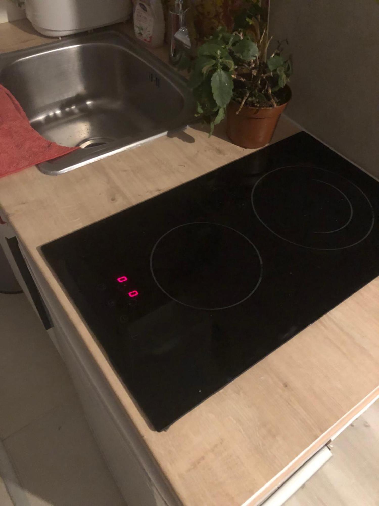 Studio "Maryline" Sejours Parisiens Abordables - Rez De Chaussee Sur Beau Patio Ombrage- Accessible Handcaps - Grand Canape-Lit Clic Clac 2 Places - Cuisine Equipee - Salle De Bains - 5 Minutes Du Metro Brochant Ligne 13,Bus 74 Et 31 Buitenkant foto
